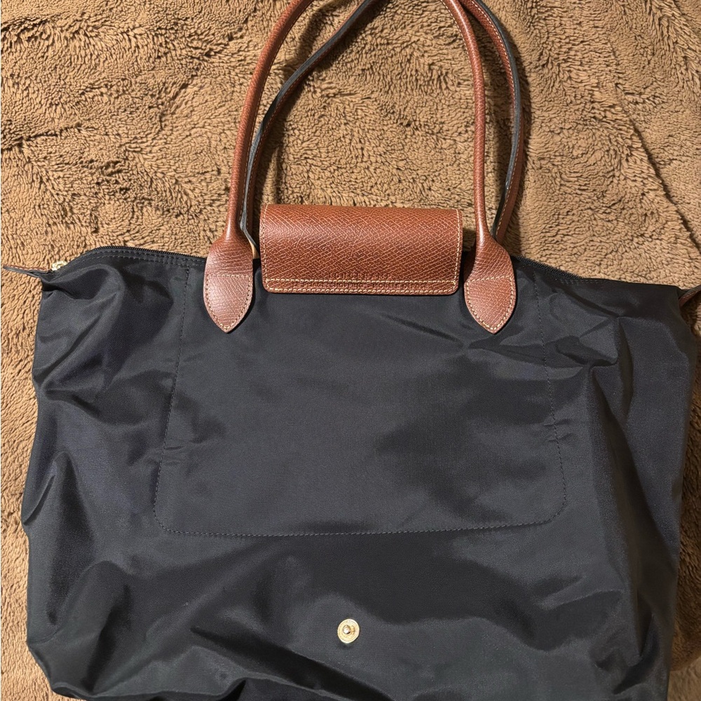 Longchamp large Le Pliage tote - Picture 3 of 3